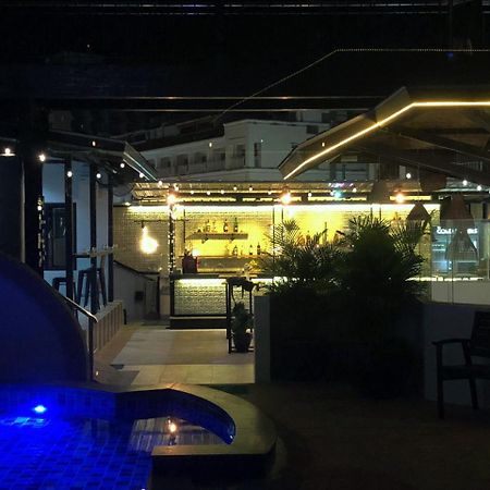Bodega Phuket Patong (Adults Only) Hostel Exterior foto