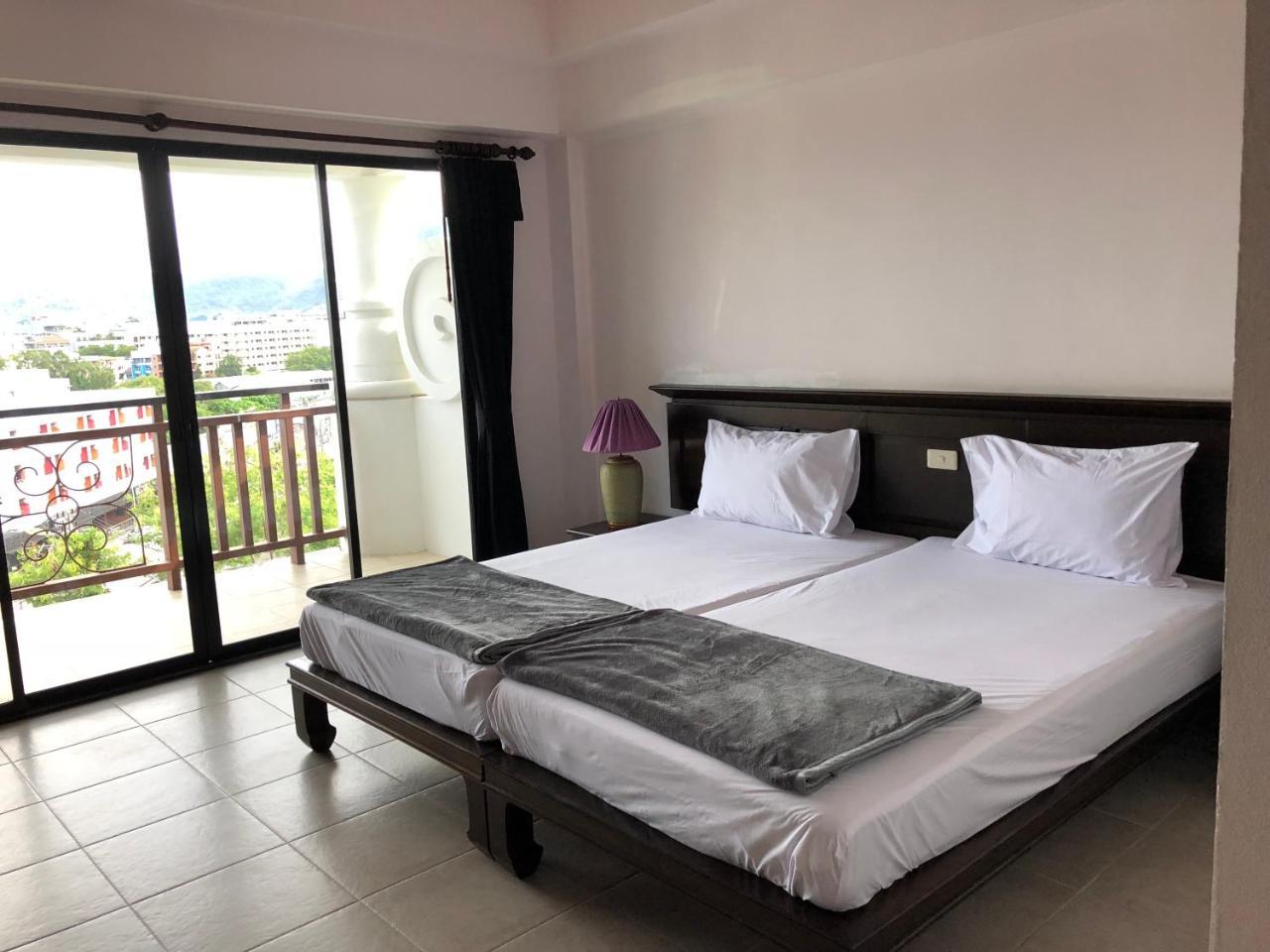 Bodega Phuket Patong (Adults Only) Hostel Exterior foto