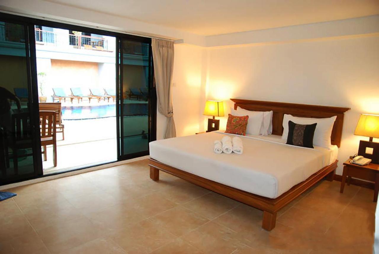 Bodega Phuket Patong (Adults Only) Hostel Exterior foto
