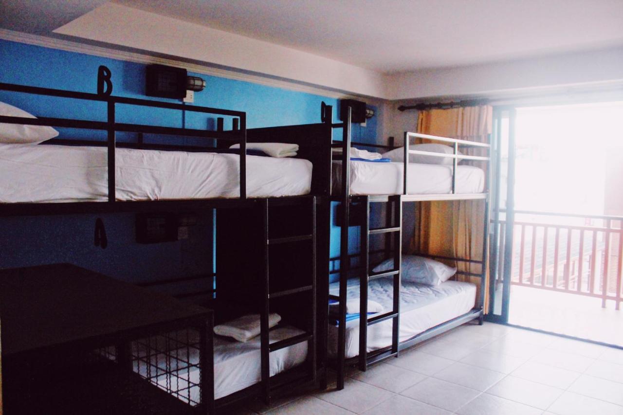 Bodega Phuket Patong (Adults Only) Hostel Exterior foto