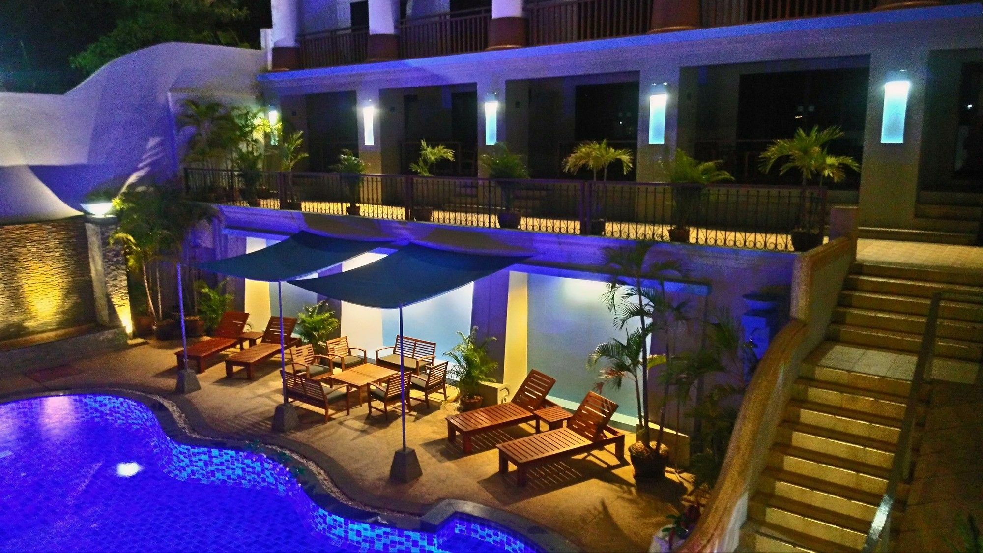 Bodega Phuket Patong (Adults Only) Hostel Exterior foto